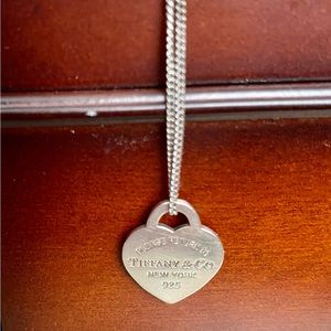 Pre loved Tiffany Heart Pendant Authentic with Silver 20 inch chain